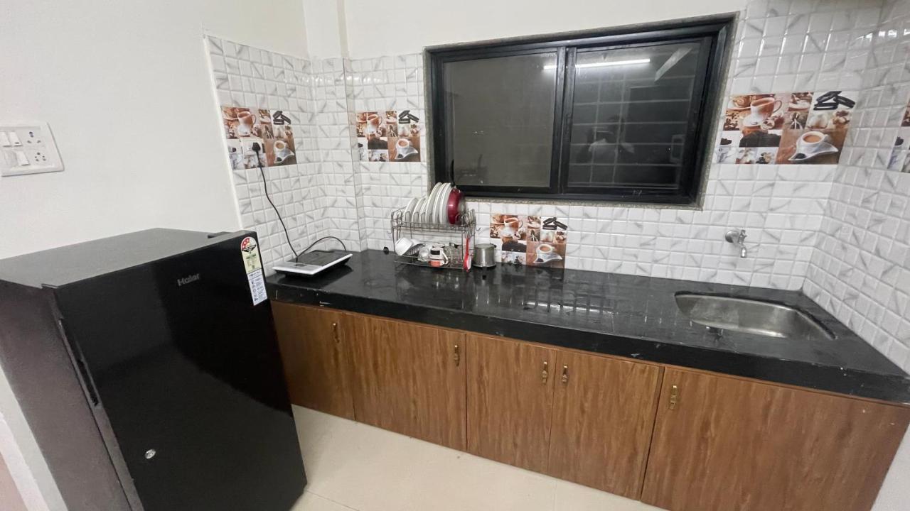Belle-Vue Holiday Homes - 1Bhk Apartments พันช์กานี ภายนอก รูปภาพ