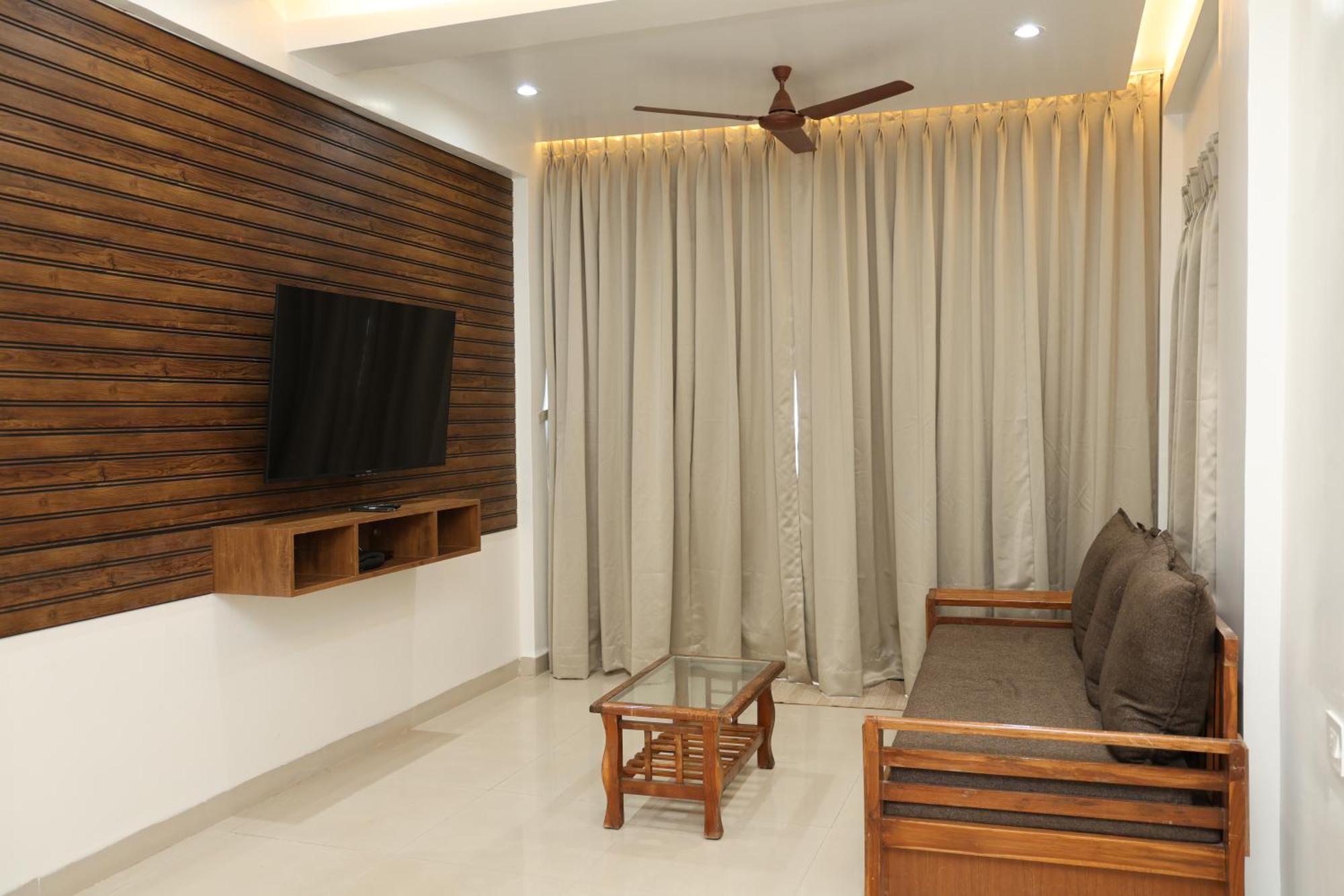 Belle-Vue Holiday Homes - 1Bhk Apartments พันช์กานี ภายนอก รูปภาพ