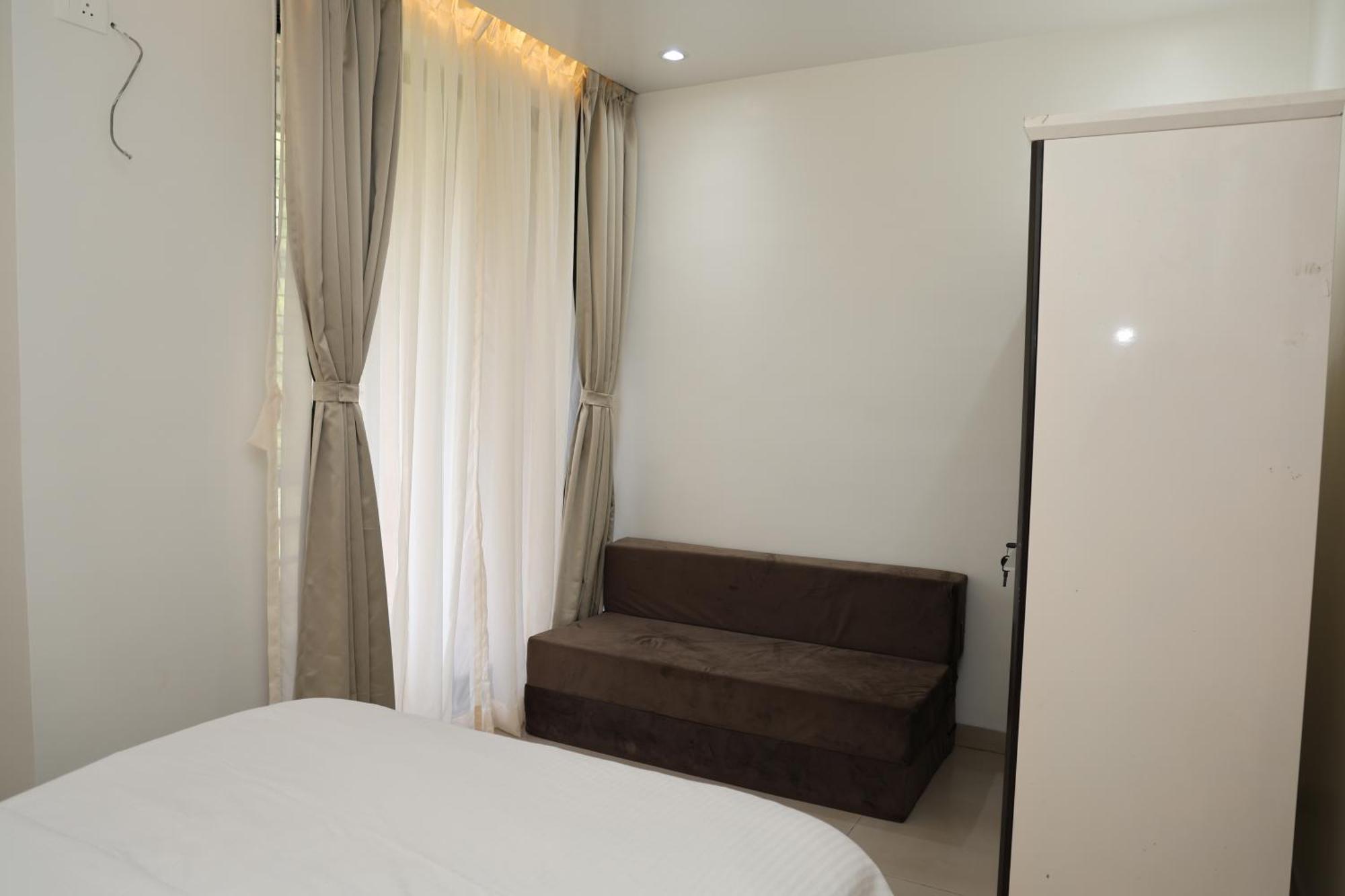 Belle-Vue Holiday Homes - 1Bhk Apartments พันช์กานี ภายนอก รูปภาพ
