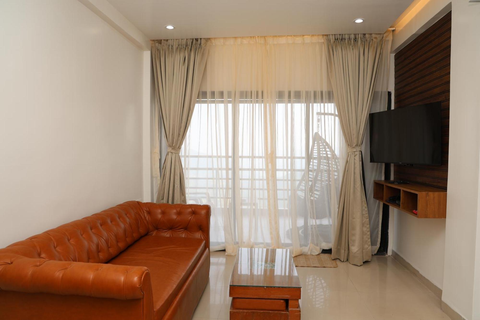Belle-Vue Holiday Homes - 1Bhk Apartments พันช์กานี ภายนอก รูปภาพ