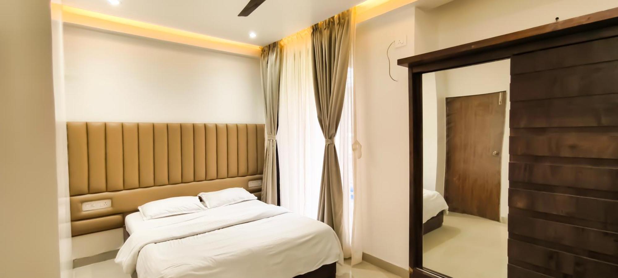 Belle-Vue Holiday Homes - 1Bhk Apartments พันช์กานี ภายนอก รูปภาพ